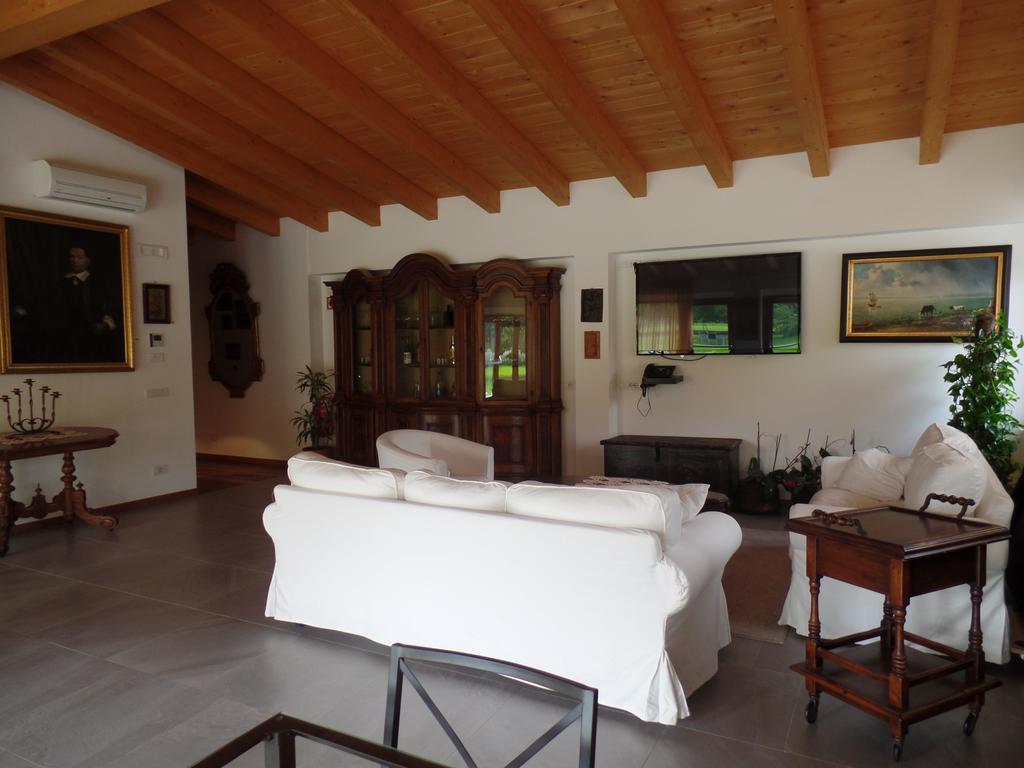 Agriturismo Il Vagabondo Buttrio 外观 照片
