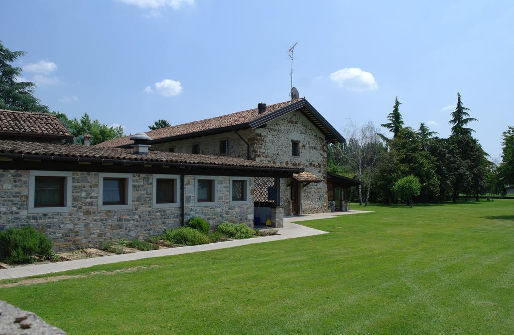 Agriturismo Il Vagabondo Buttrio 外观 照片